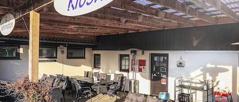 Maison | Restauration en plein air