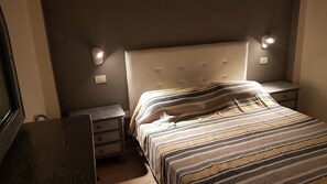 1 室のベッドルーム、アイロン / アイロン台、WiFi、ベッドシーツ