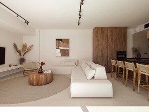 Télévision, chaîne hi-fi