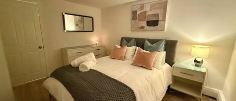 1 chambre, fer et planche à repasser, Wi-Fi, draps fournis