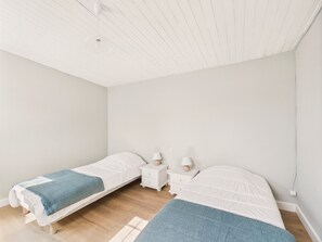 3 chambres, fer et planche à repasser, Wi-Fi gratuit