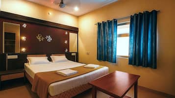 Deluxe Double Room | Free WiFi