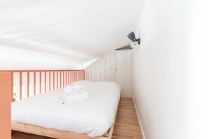 Apartemen | 1 kamar tidur, setrika/meja setrika, dan seprai linen