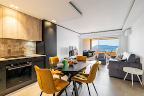 Interior - Apt MEDICIS – Sea View, Terrace & Pool (Mandelieu-la-Napoule)