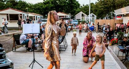 6 Person Holiday Park Home in Hesselager