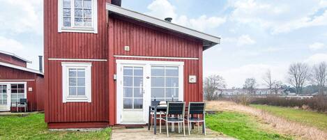 House | Exterior