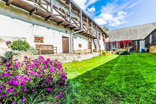 Ground, Garten, Rasen, Hütte, Garten, Bauernhaus, Hinterhof, Wiese, Landscaping, Estate