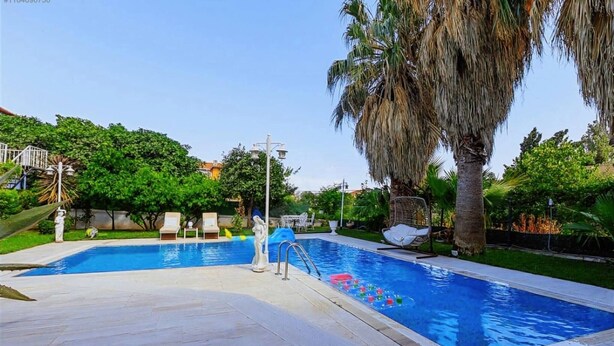 Villa, 6 Bedrooms, Private Pool, Garden View | Pool