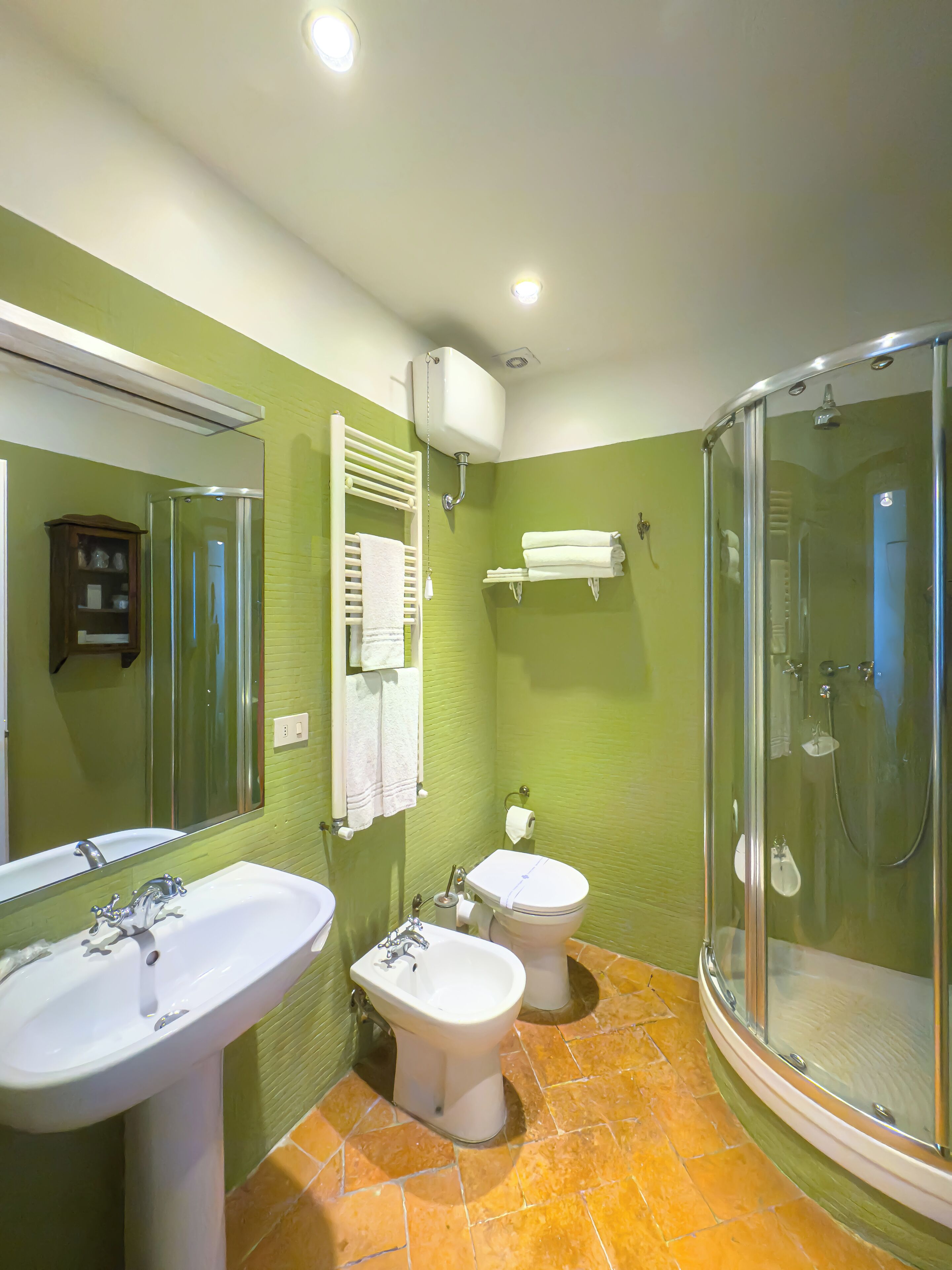 Comfort-Dreibettzimmer | Badezimmer