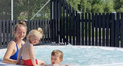 6 Person Holiday Park Home in Malling