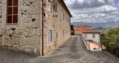 Nomad s Country - Cimo de Vila The Poolside Haven