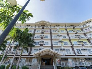 Exterior - Jolenia by J&J ( Near Airport | Pool| WiFi ) (Lapu-Lapu)