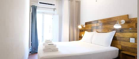 Fer et planche à repasser