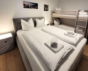 Apartment | 2 bedrooms, bed sheets