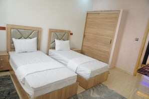 1 bedroom, WiFi, bed sheets