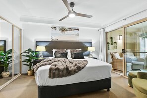House | 2 bedrooms, desk, Internet - Pineapple Palms - Resort 9 Pools Gym (Cairns)
