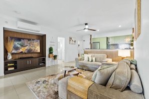 Apartment | 2 bedrooms, Internet