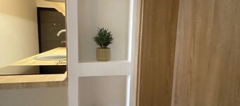 Cozy 1-bedroom apartment in a beautiful area of Vratsa with WiFi, AC