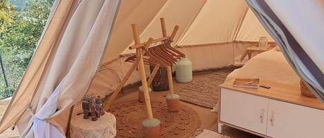 1 quarto, ferros/tábuas de passar roupa, Wi-Fi, roupa de cama