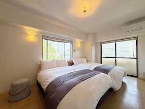Panoramic Studio, Balcony, River View