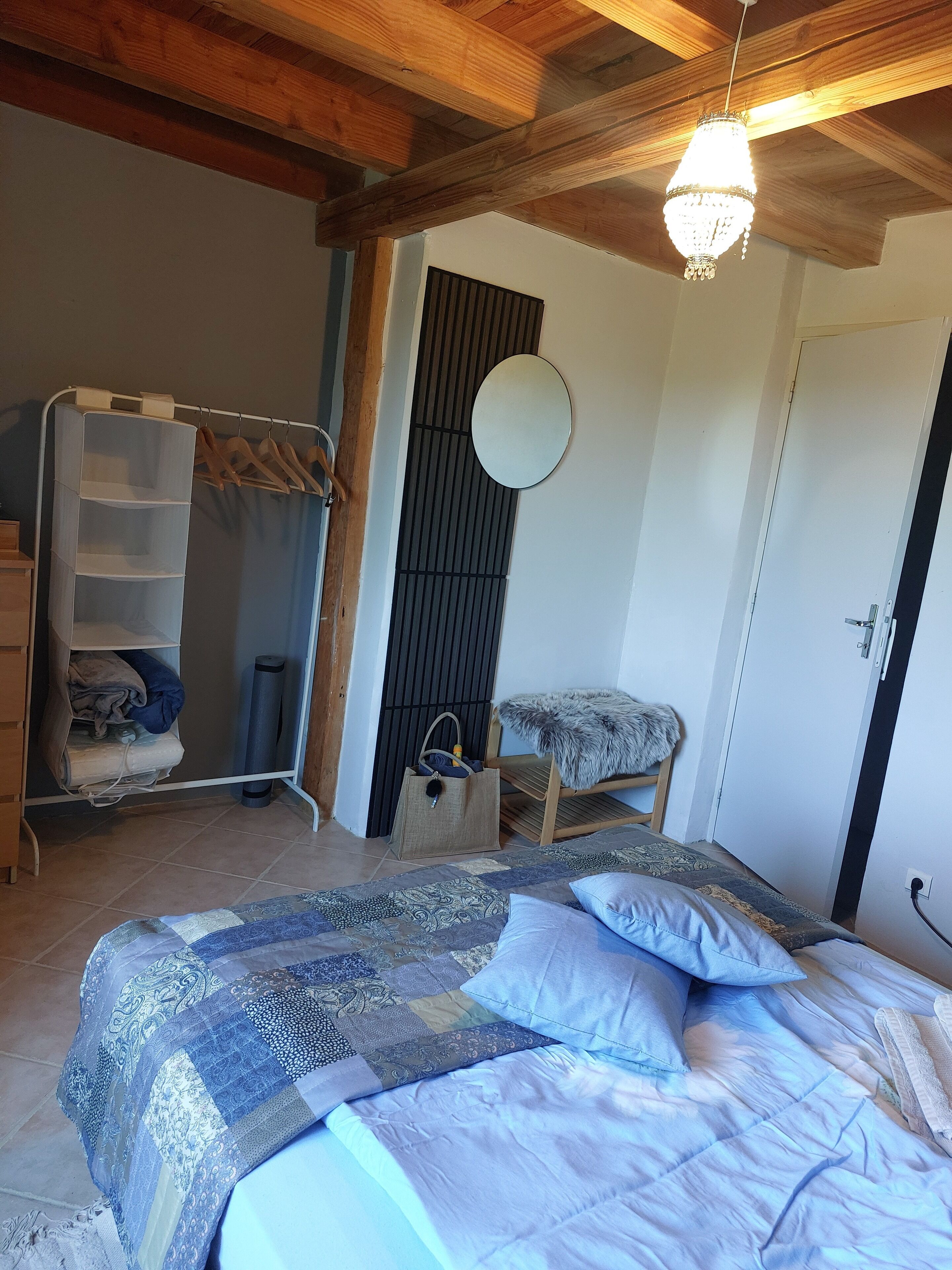 1 chambre, Wi-Fi gratuit, draps fournis