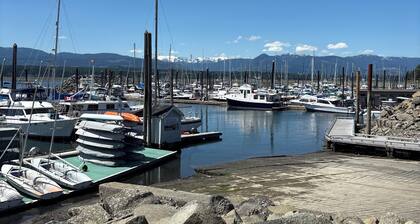 . Peaceful, Clean & Pet-Friendly Suites Near Nature & Amenities – Comox Valley