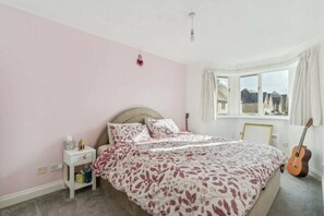 1 chambre, accès Internet, draps fournis