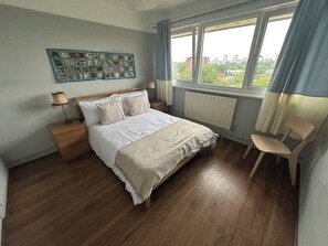 2 sovrum, strykjärn/strykbräda, internet och sängkläder