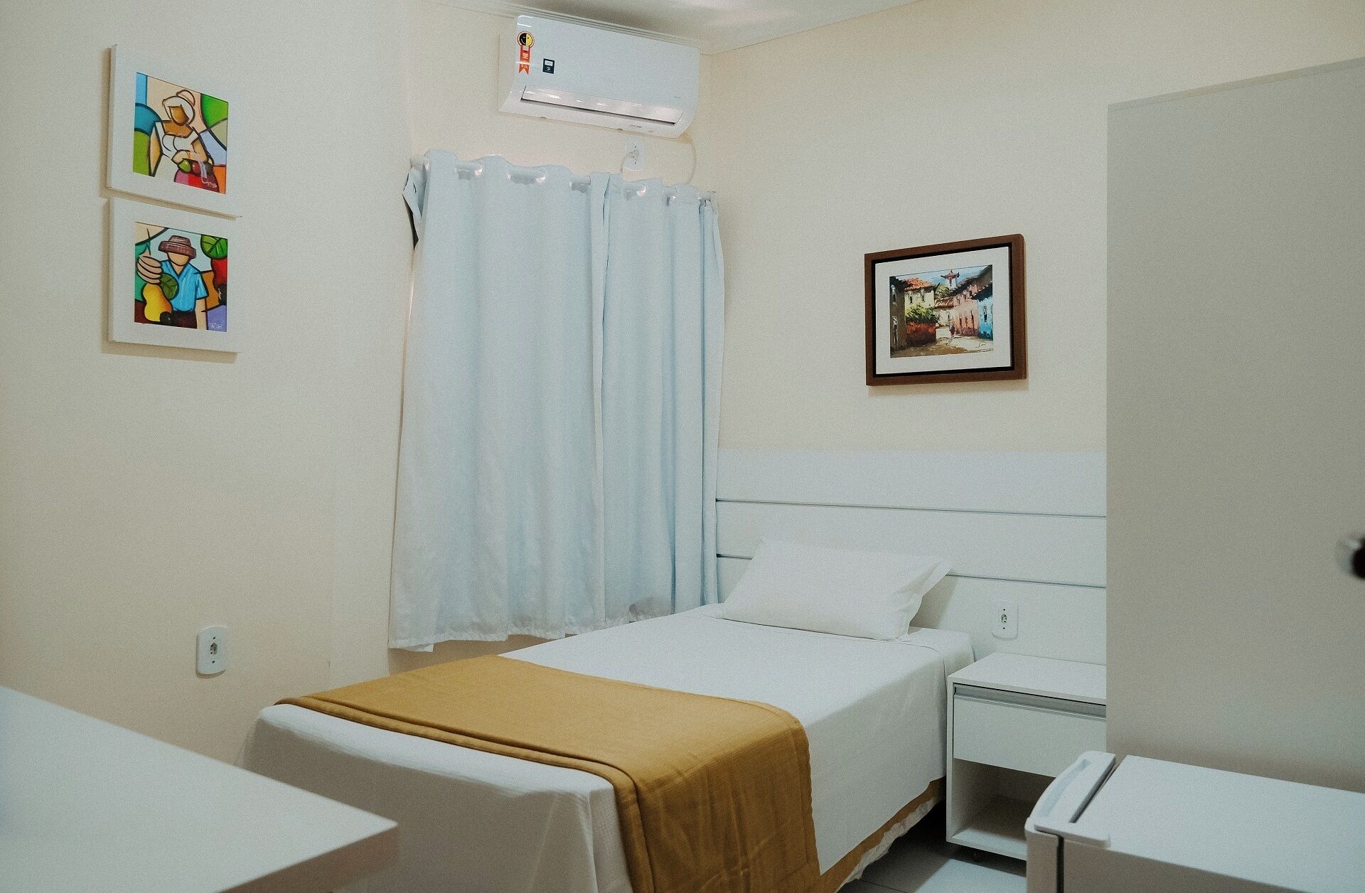 Comfort Single Room, 1 Single Bed | Premium bedding, desk, blackout curtains, iron/ironing board