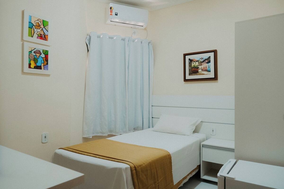 Comfort Single Room, 1 Single Bed | Premium bedding, desk, blackout curtains, iron/ironing board