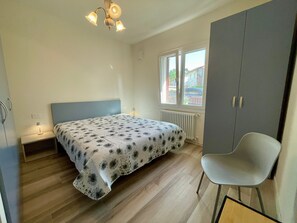 Appartement, 4 chambres, balcon, vue jardin | 4 chambres