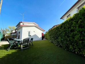 Appartement, 4 chambres, balcon, vue jardin | Jardin