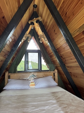 Familie bungalow, uitzicht op zee, aan de piste | Een laptopwerkplek, gratis wifi