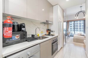 Fridge, microwave, oven, stovetop