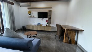 Family Villa, Balcony, Garden View