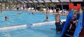 6 Person Holiday Park Home in Malling