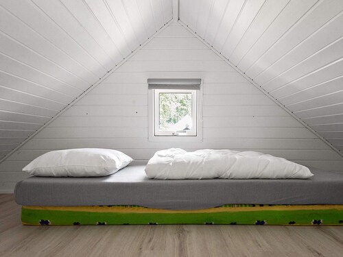 6 Person Holiday Park Home in Malling