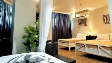 Basic Triple Room, Non Smoking | Desk