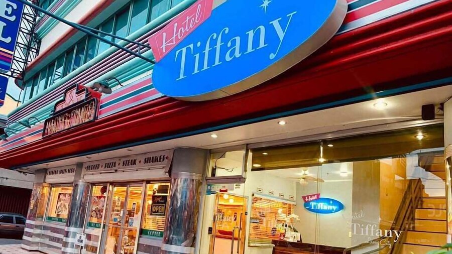 Hotel Tiffany - Laoag