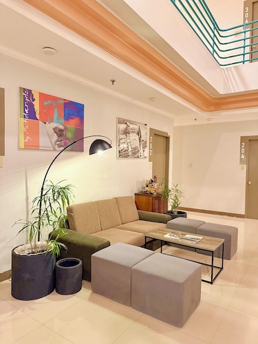 Hotel Tiffany - Laoag