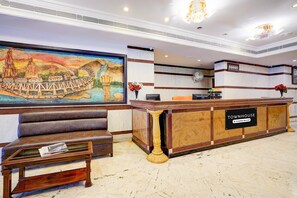 Hus | Reception