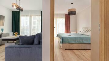 1 dormitorio, tabla de planchar con plancha, cuna de viaje y wifi