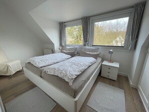 1 chambre, fer et planche à repasser, Wi-Fi, draps fournis