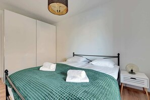 1 bedroom, iron/ironing board, WiFi, bed sheets