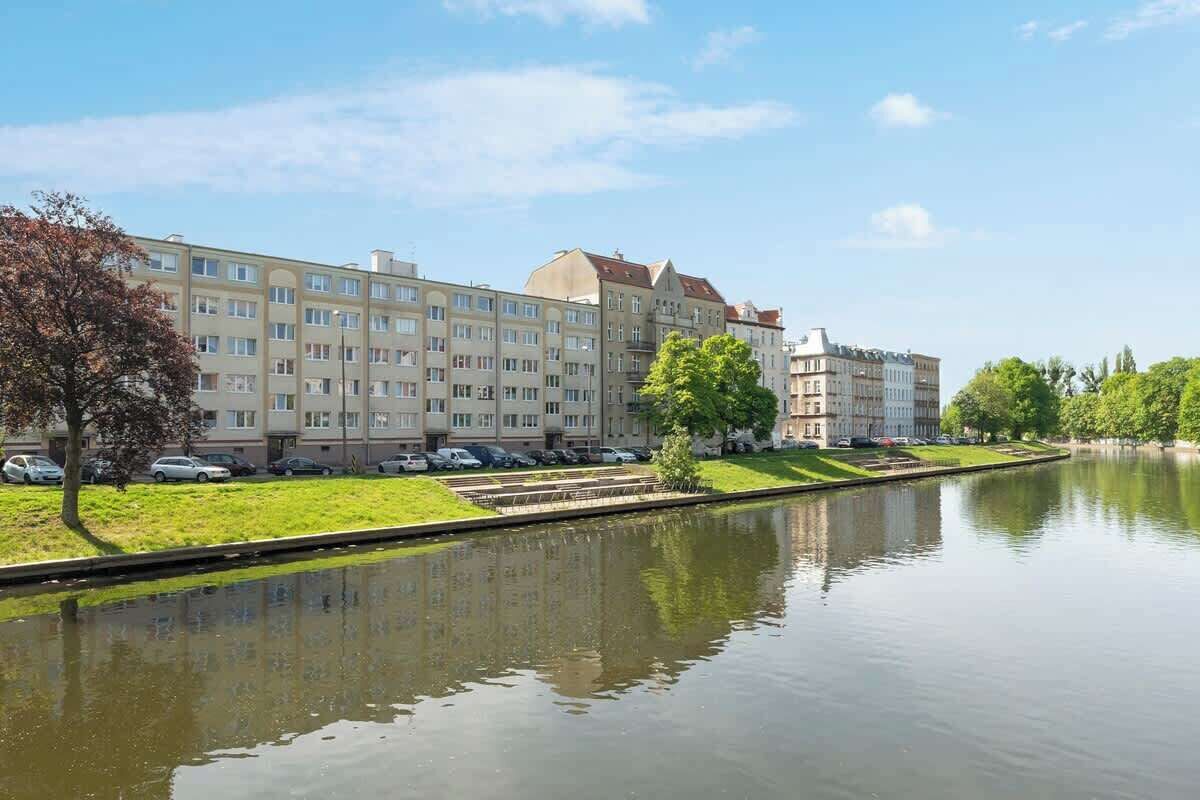 Esterni