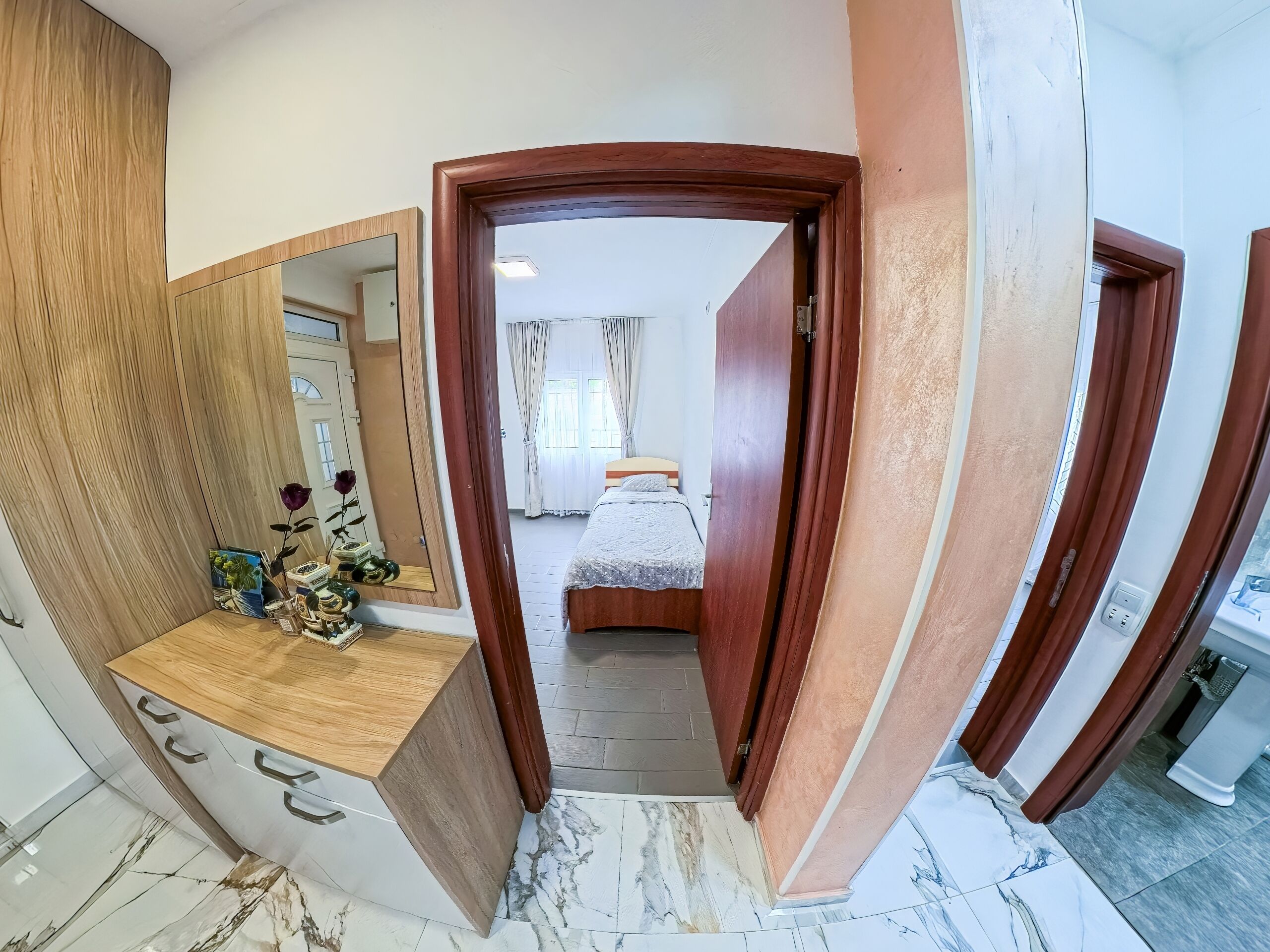 2 Schlafzimmer, Bügeleisen/Bügelbrett, WLAN, Bettwäsche