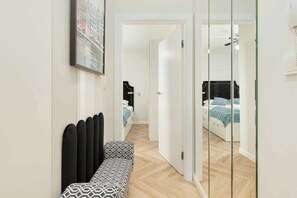 1 Schlafzimmer, Schreibtisch, Bügeleisen/Bügelbrett, WLAN