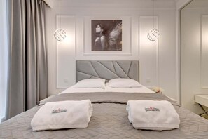 1 bedroom, iron/ironing board, travel crib, WiFi