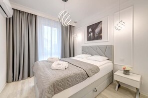 1 chambre, fer et planche à repasser, lit parapluie, Wi-Fi
