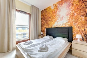 1 habitación, tabla de planchar con plancha, cuna de viaje y wifi